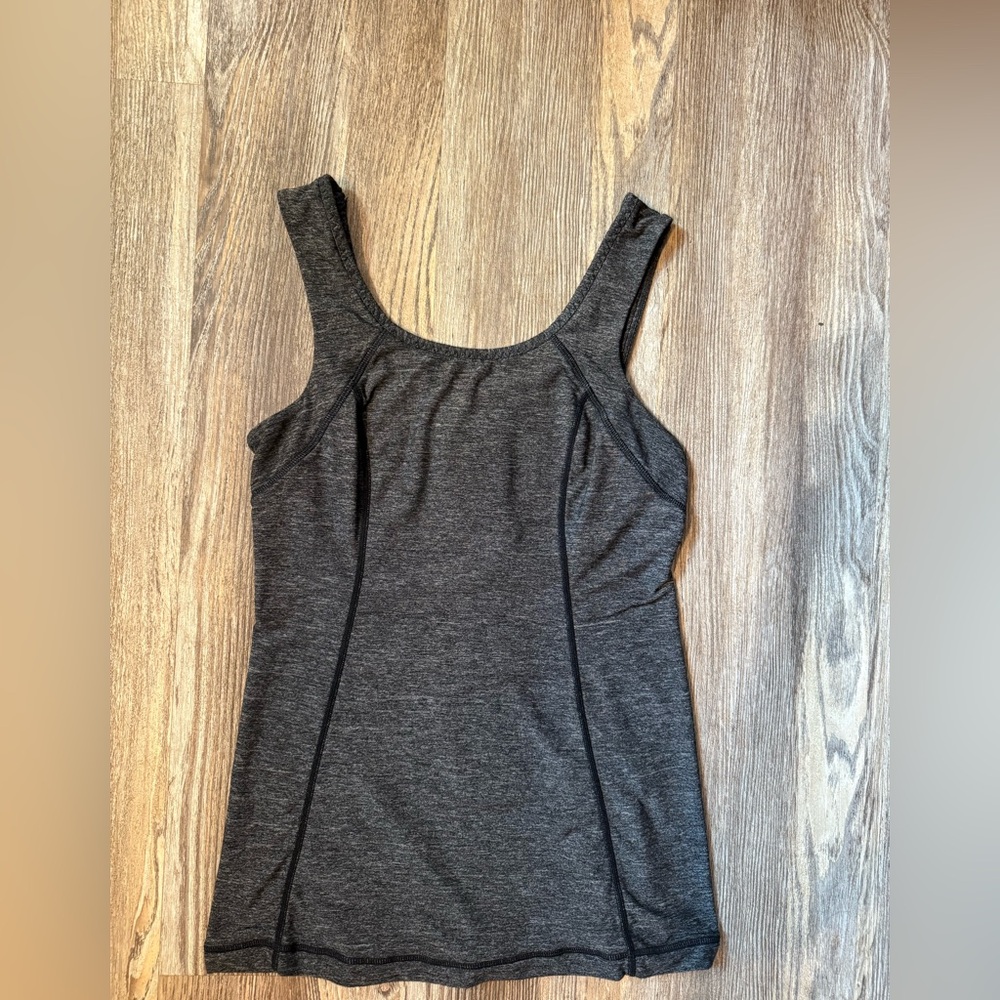 Lulu Lemon Gray athletic tank top with black details